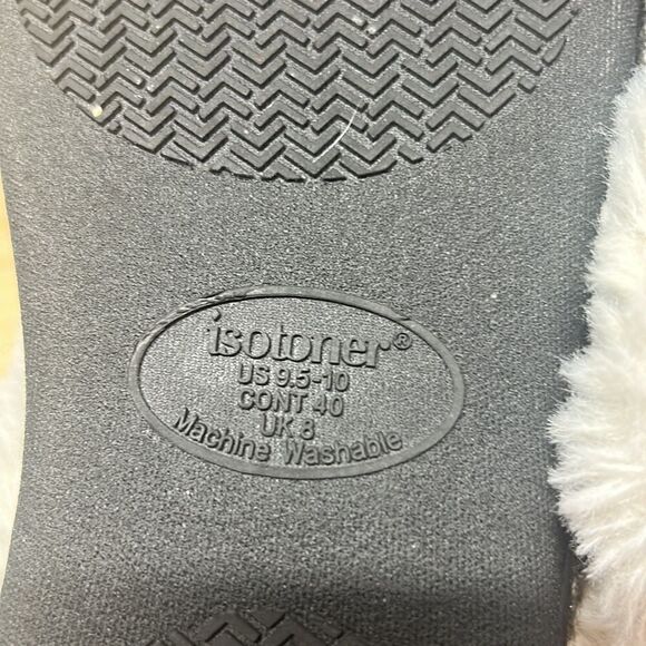 Fuzzy Warm Slippers - Picture 4 of 6